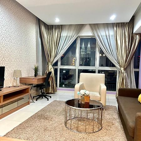 Regalia Service Suites Klcc Skypool Куала-Лумпур Екстер'єр фото