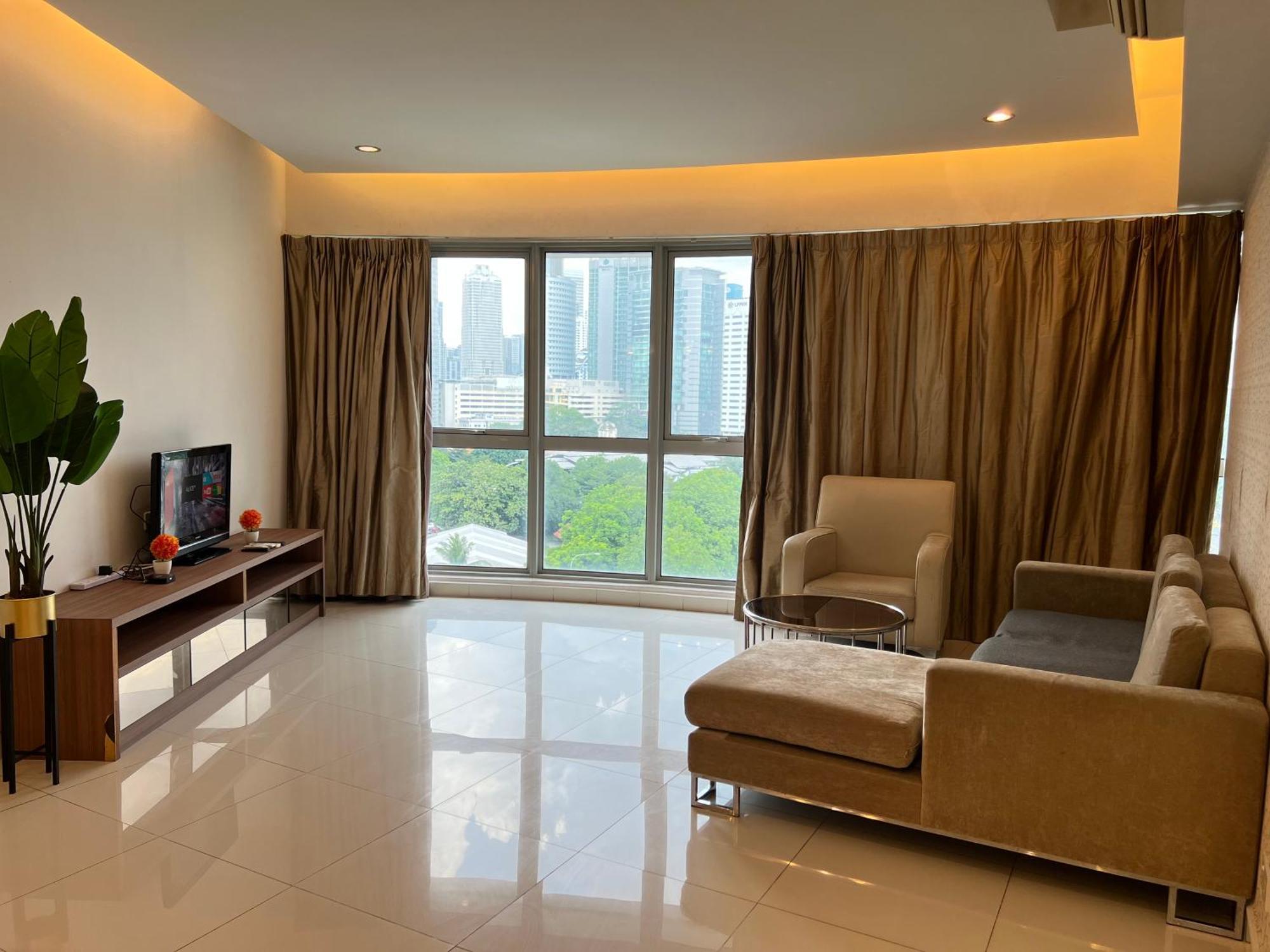Regalia Service Suites Klcc Skypool Куала-Лумпур Екстер'єр фото