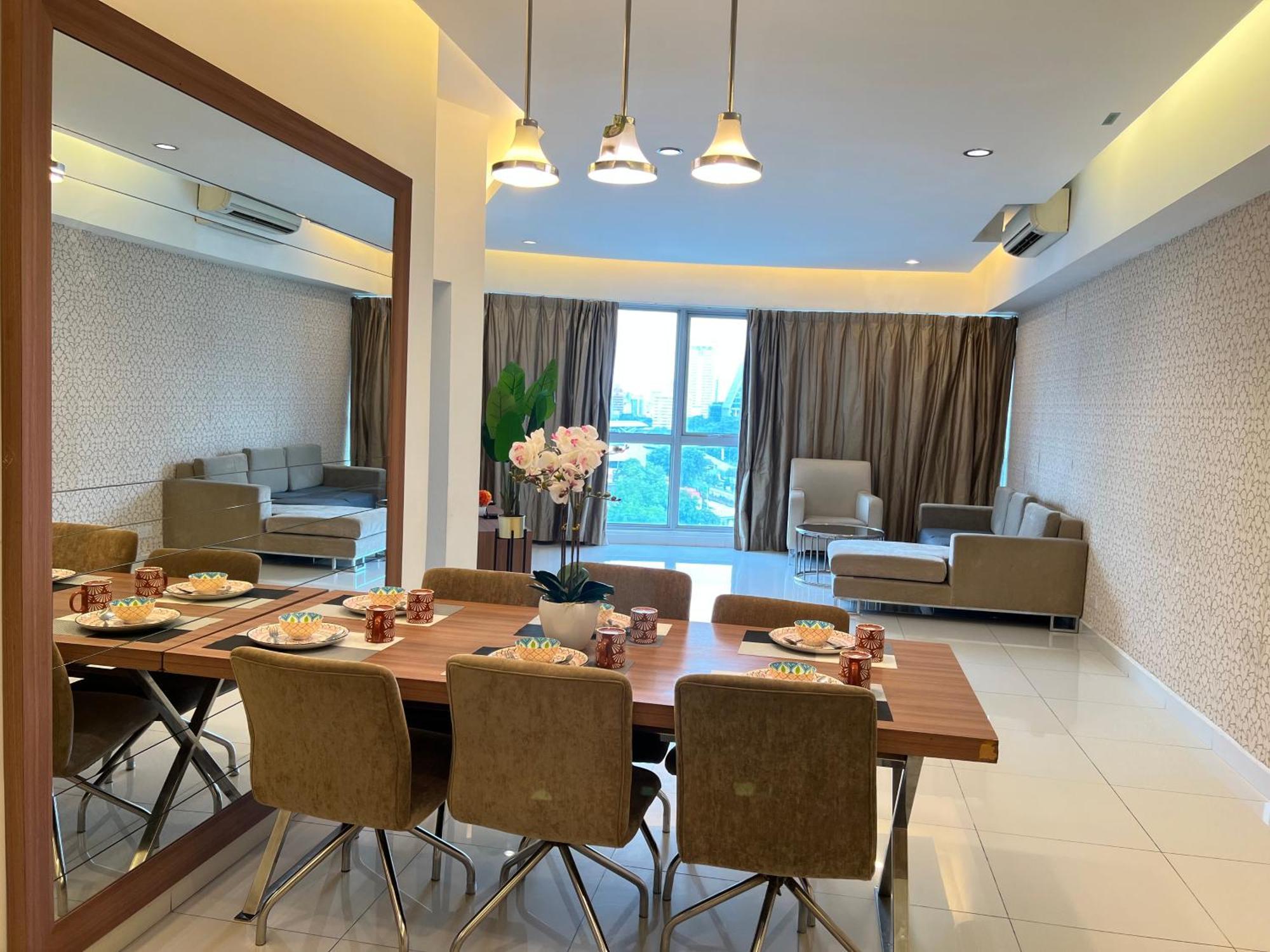 Regalia Service Suites Klcc Skypool Куала-Лумпур Екстер'єр фото
