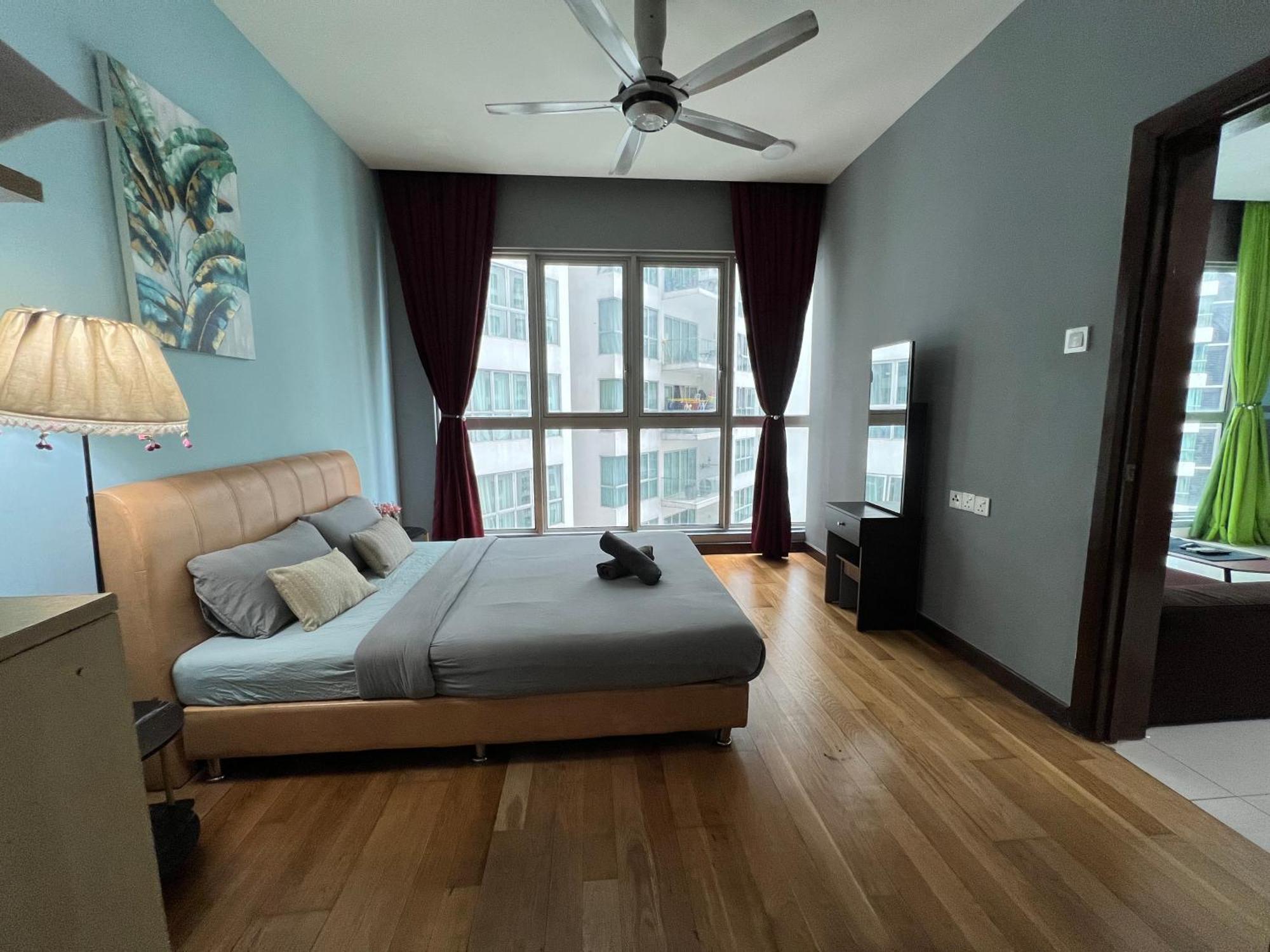 Regalia Service Suites Klcc Skypool Куала-Лумпур Екстер'єр фото